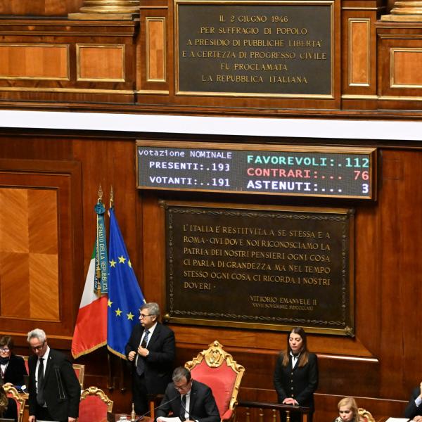 Manovra 2024, sì del Senato con 112 voti: l’ira delle opposizioni. Il testo ora alla Camera