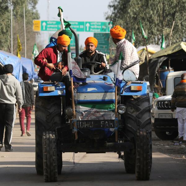 Proteste agricoltori India, riparte la marcia verso Delhi: la polizia aumenta i controlli