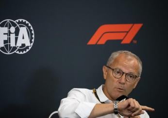 Mercedes, Domenicali: “Vorrei che Hamilton rimanesse in F1 al 100%, anzi, al 1000%”