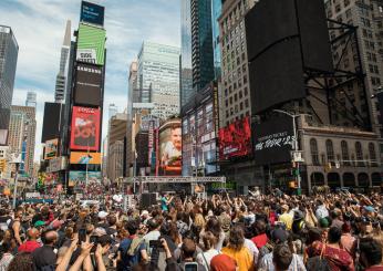 Maneskin in concerto a Times Square a sorpresa | VIDEO