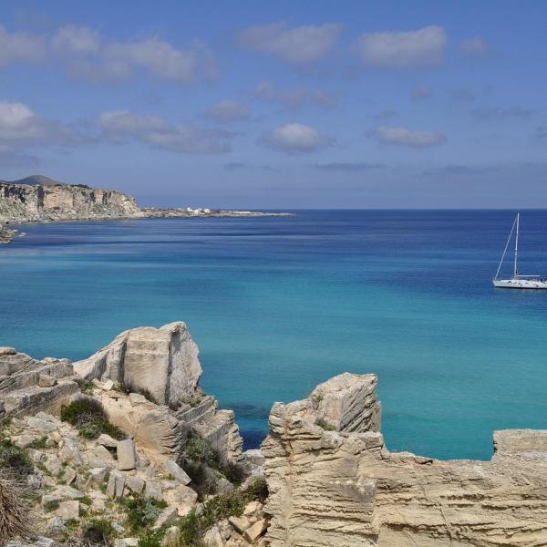 Pranzo al mare: periodo migliore e cosa mangiare