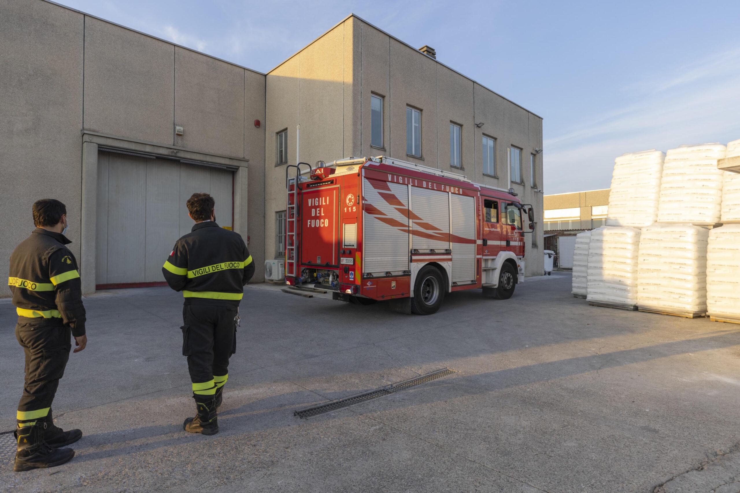 Siracusa, operaio 36enne muore folgorato sul lavoro