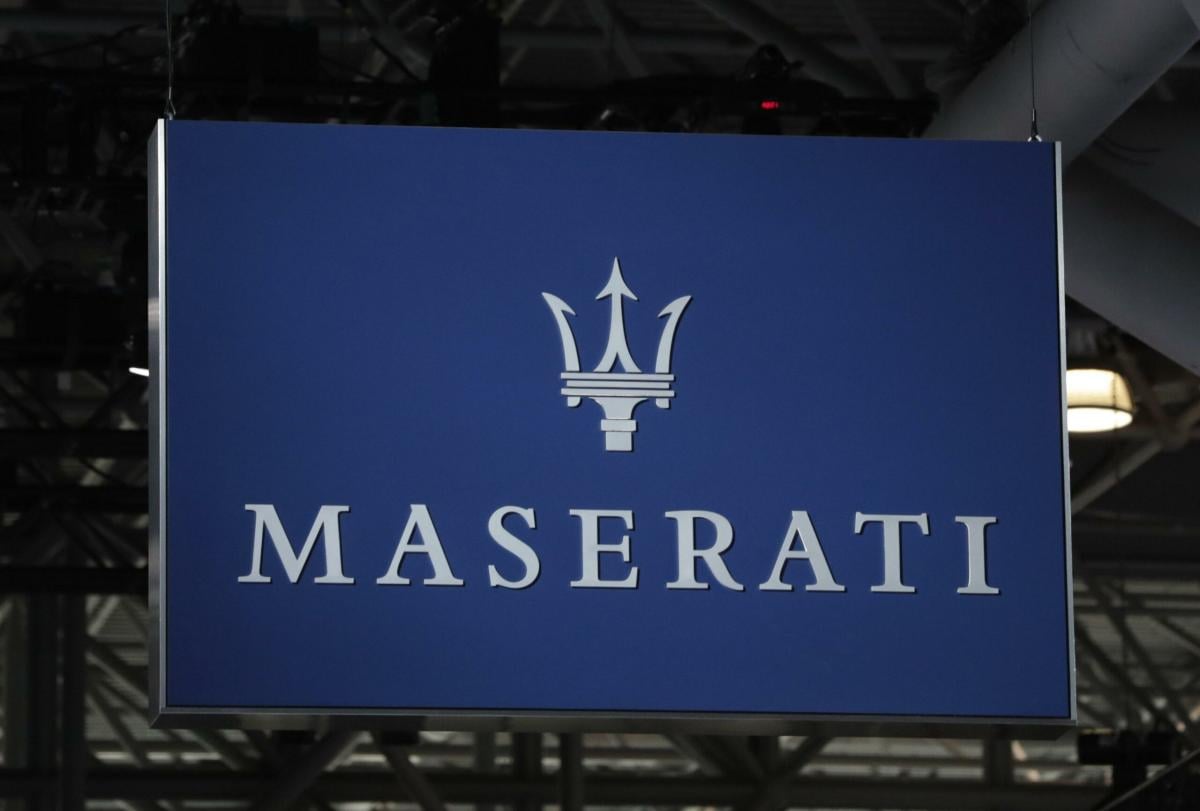 Maserati GranCabrio 2024: prezzo, dimensioni, motore e interni