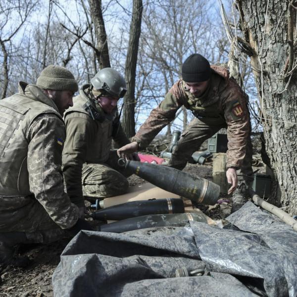 Guerra Russia-Ucraina, Kiev supera la linea Surovikin