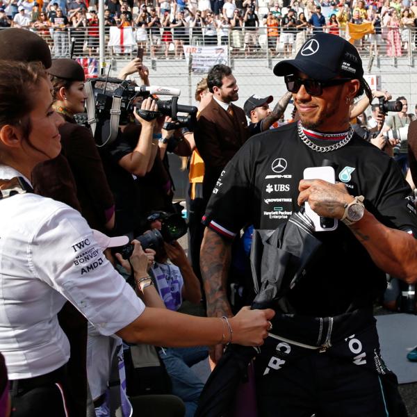 Formula 1, il retroscena sull’addio Hamilton e Angela Cullen