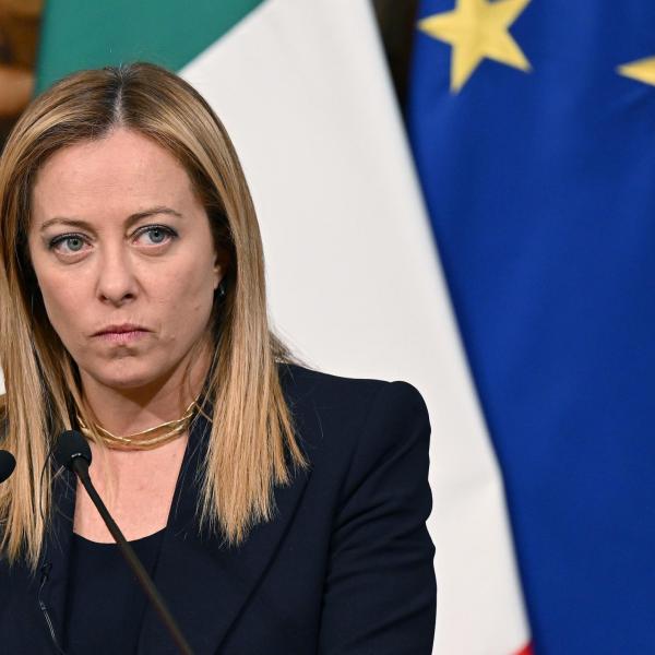 Governo, Giorgia Meloni in Libia: “Contrastare i flussi di immigrazione irregolare”