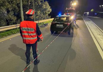 Udine, ciclista viene travolto a Faedis, cade nel fossato e perde la vita