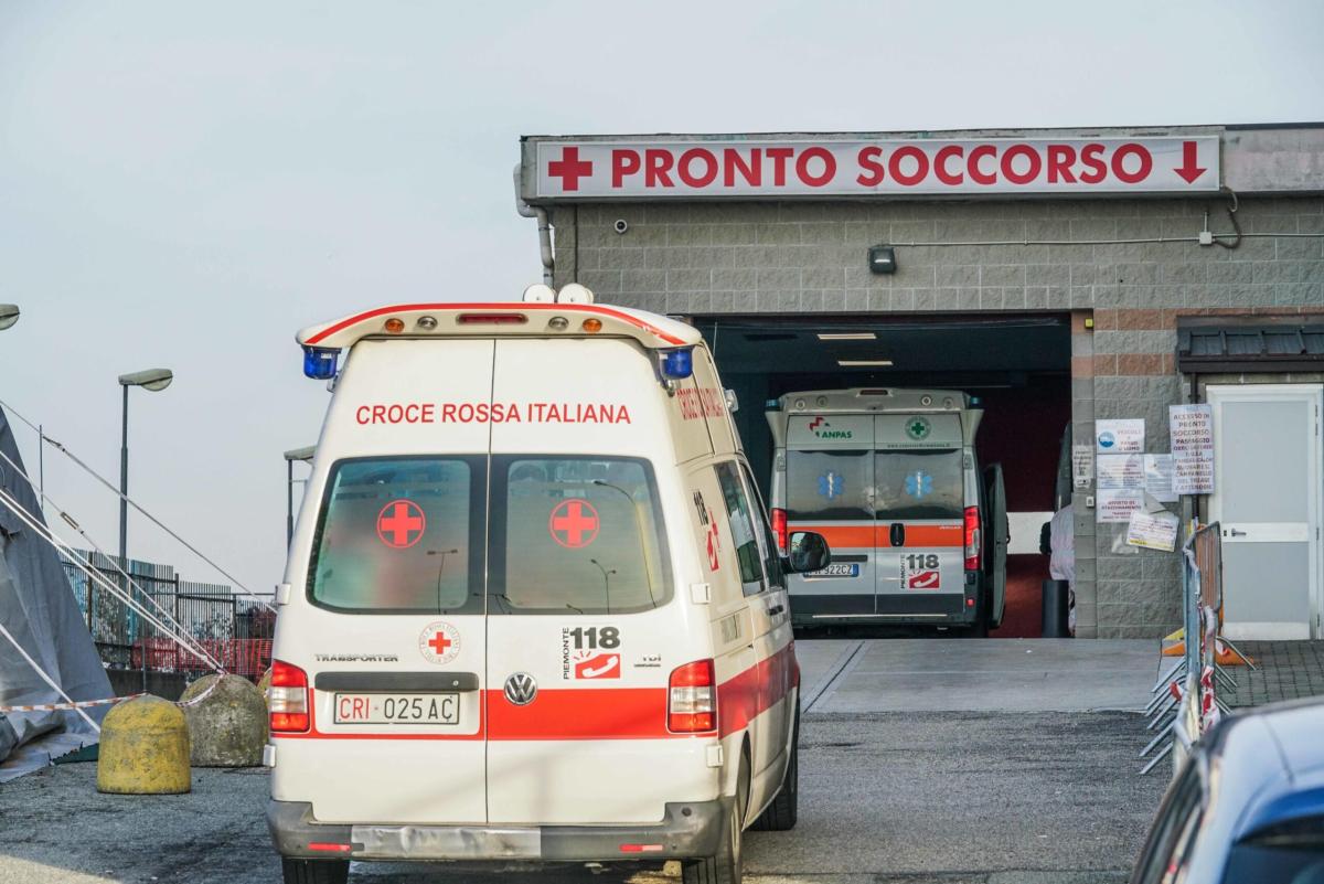 Catania, incidente sul lavoro a Misterbianco. Operaio precipita da …