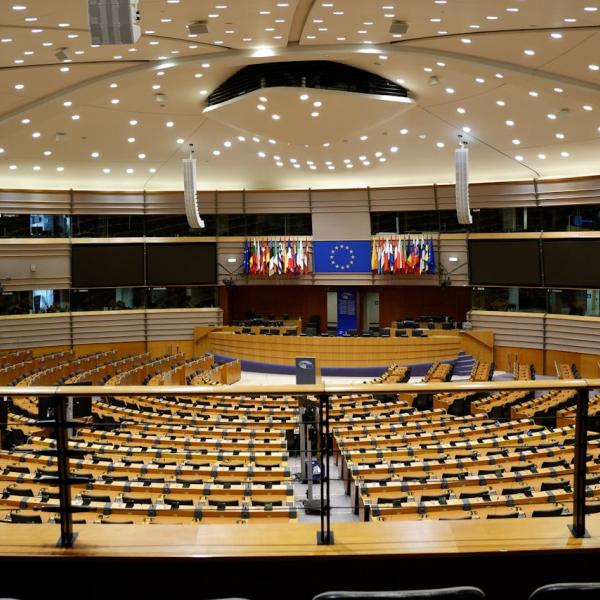 Cos’è il Parlamento europeo: quali poteri ha e quante sedi. La guida completa