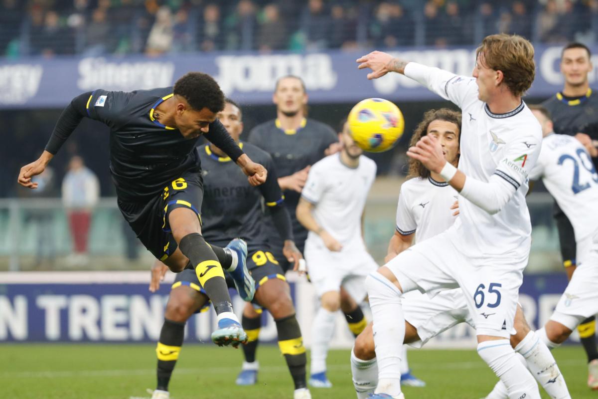 Lazio-Hellas Verona, la voce dei tifosi: “Dobbiamo dare il massimo, che peccato la Coppa Italia. Luis Alberto? Si dia una calmata” | VIDEO