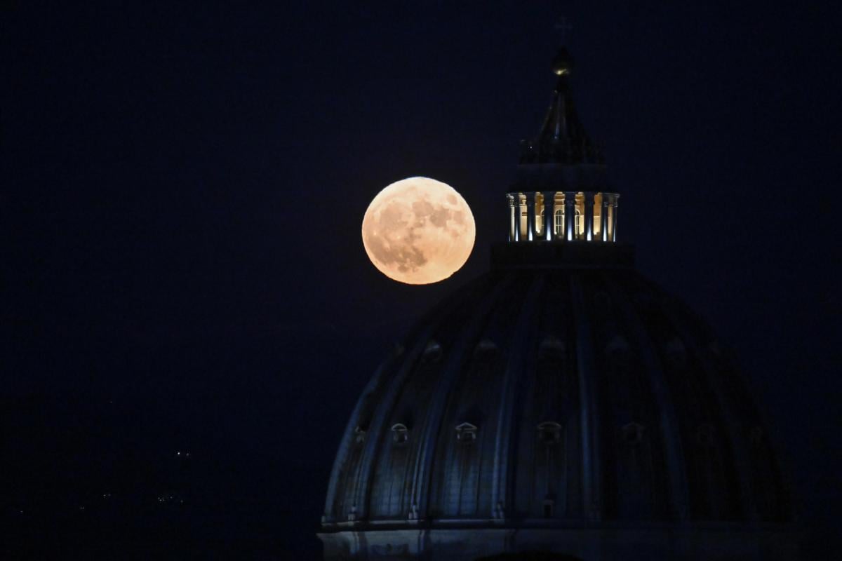 Luna piena della Neve: perché si chiama così