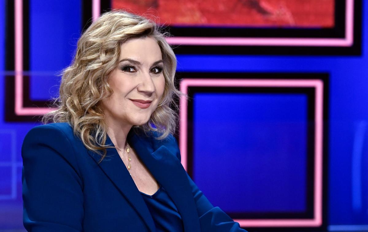 Serena Bortone rischia grosso dopo aver letto il monologo di Antonio Scurati sul 25 aprile: provvedimento disciplinare in arrivo e possibile chiusura di “Che sarà”