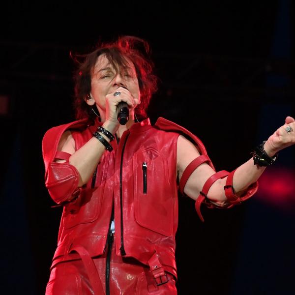 Gianna Nannini compie 70 anni: tanti auguri alla rockstar italiana di “Fotoromanza” e “Sei nell’anima”