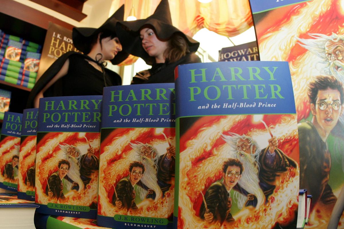 Rogo di libri in Tennessee: bruciati libri di Harry Potter