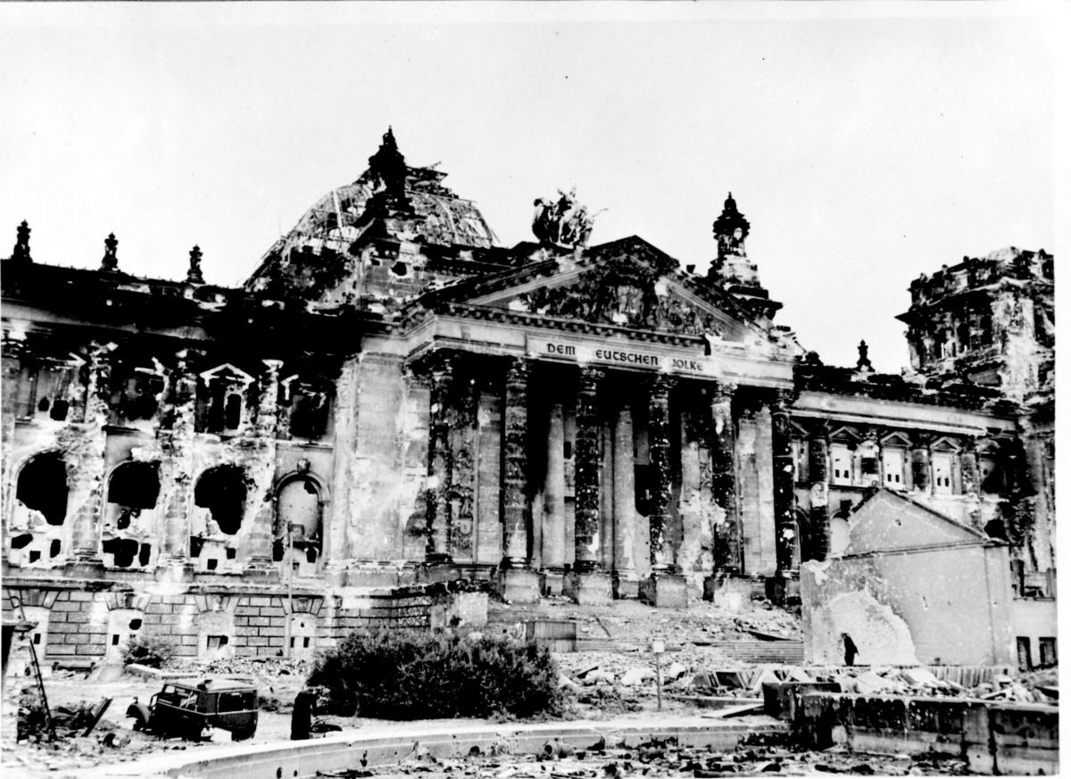 Accadde oggi, 2 maggio 1945: la caduta di Berlino