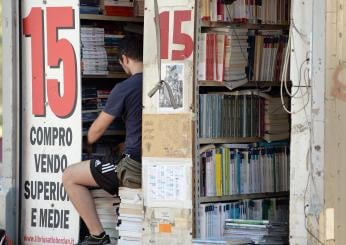 Rientro a scuola, scatta il ‘caro libri’: rincaro dell’8%. “Intervenga il governo”