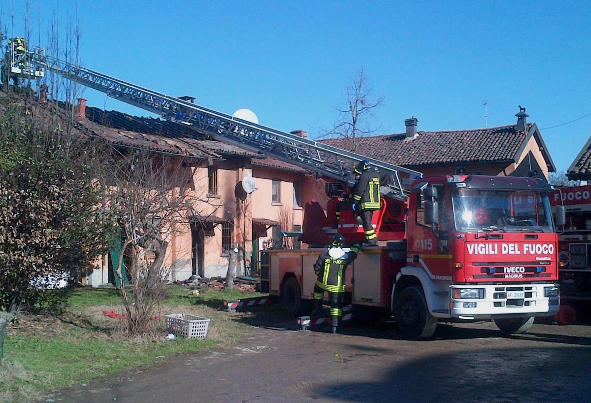 Cascina Cattafame Ospitaletto a fuoco durante una grigliata