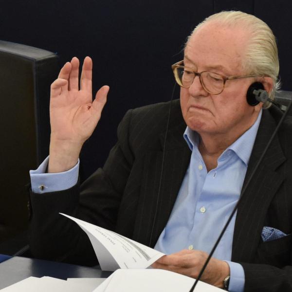 Francia, il fondatore del Front National, Jean-Marie Le Pen è sotto regime di protezione giuridica