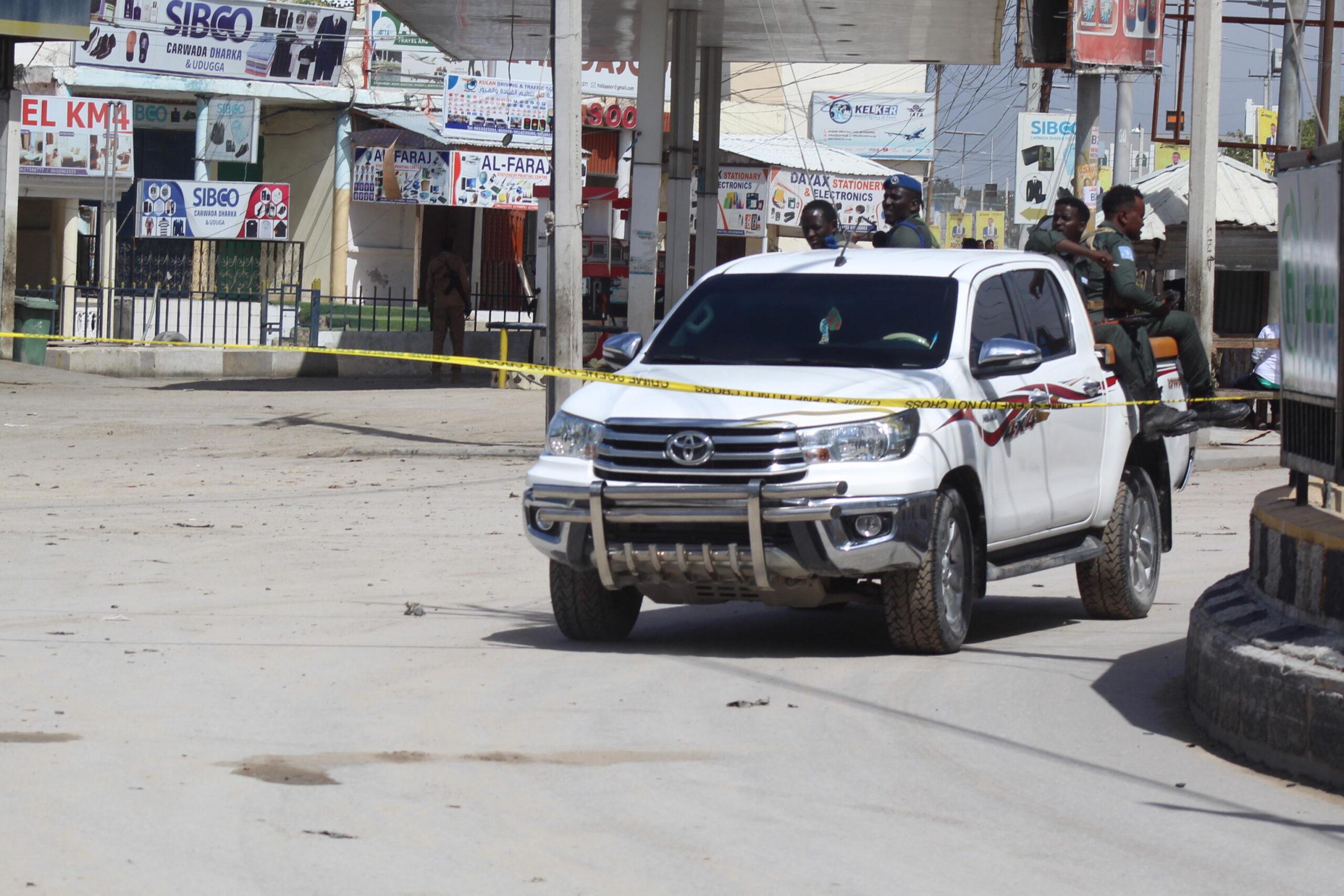 Somalia, autobomba contro base militare: morte sei persone, al-Shabab rivendica l’attentato