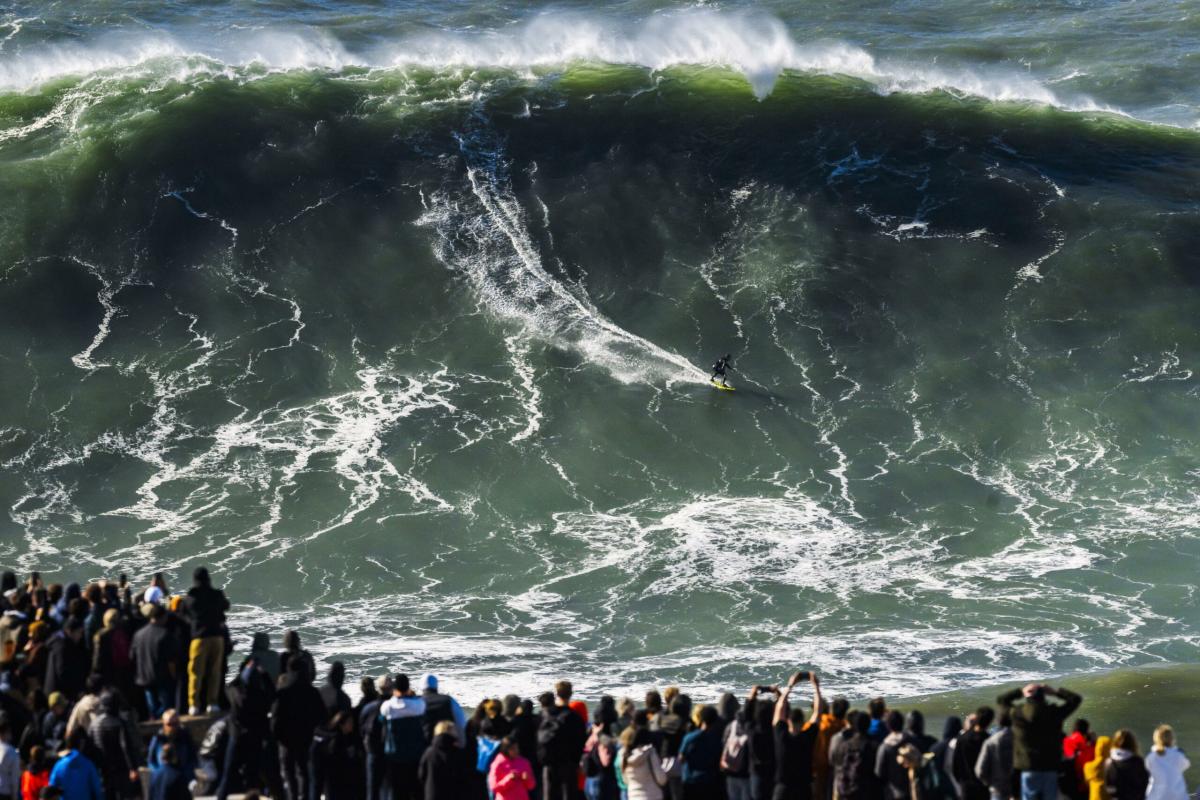 Olimpiadi 2024, polemiche per le gare di surf: i lavori danneggiano…