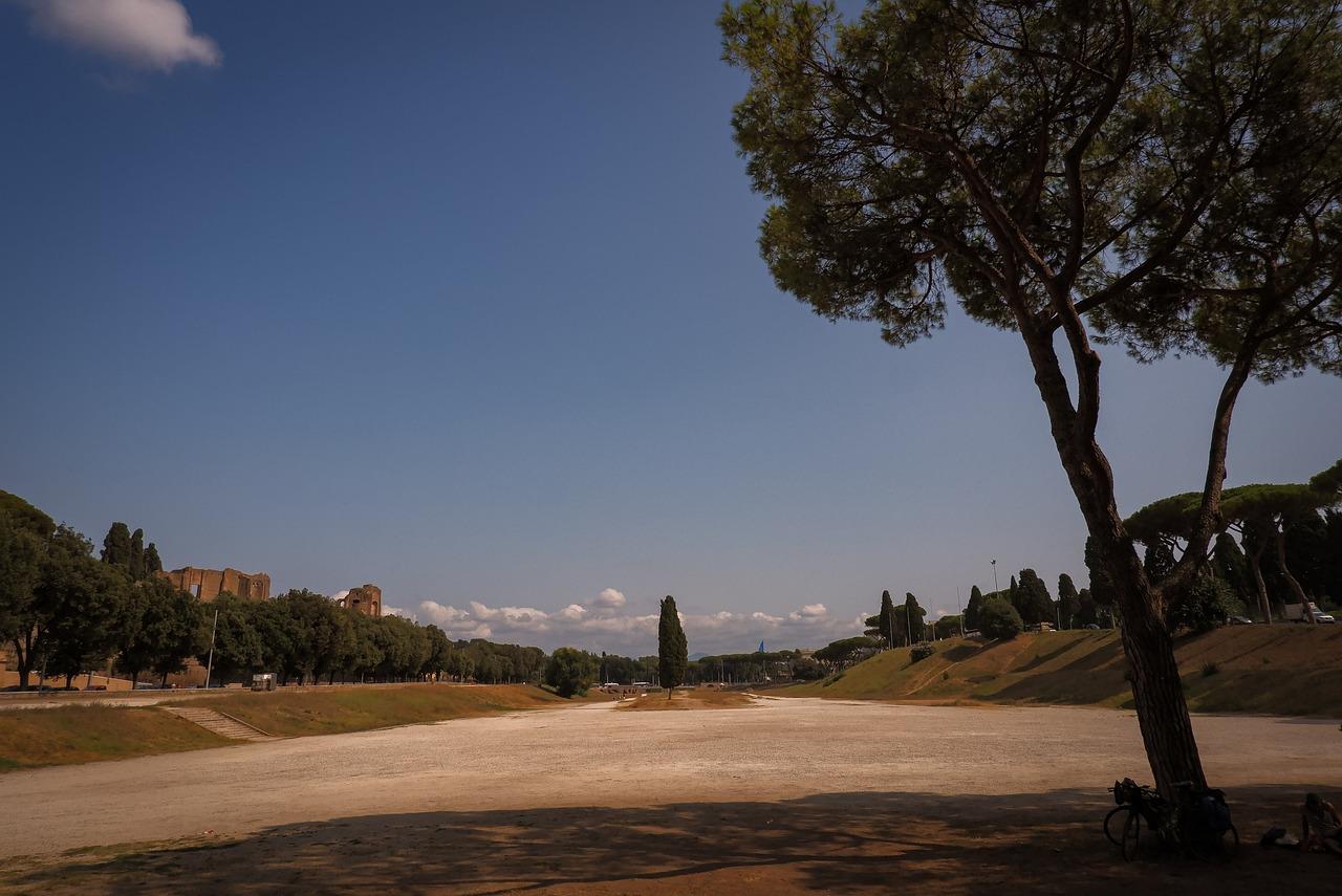 Stop concerti al Circo Massimo dopo Travis Scott: infiamma la polemica politica