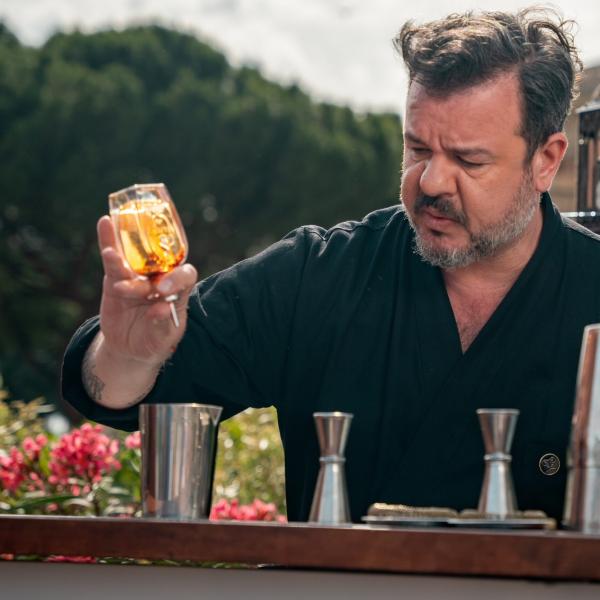 Patrick Pistolesi lancia su Sky Cocktail tour: “Cosa bere durante l’Europeo dell’Italia? Un bel Canova o un classico Negroni!”