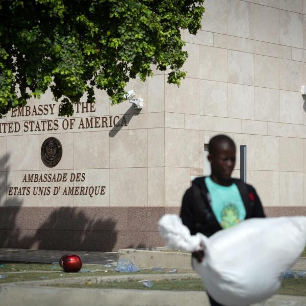 Haiti, evacuata l’ambasciata Usa nella notte a causa delle violenze dilaganti a Port au Prince