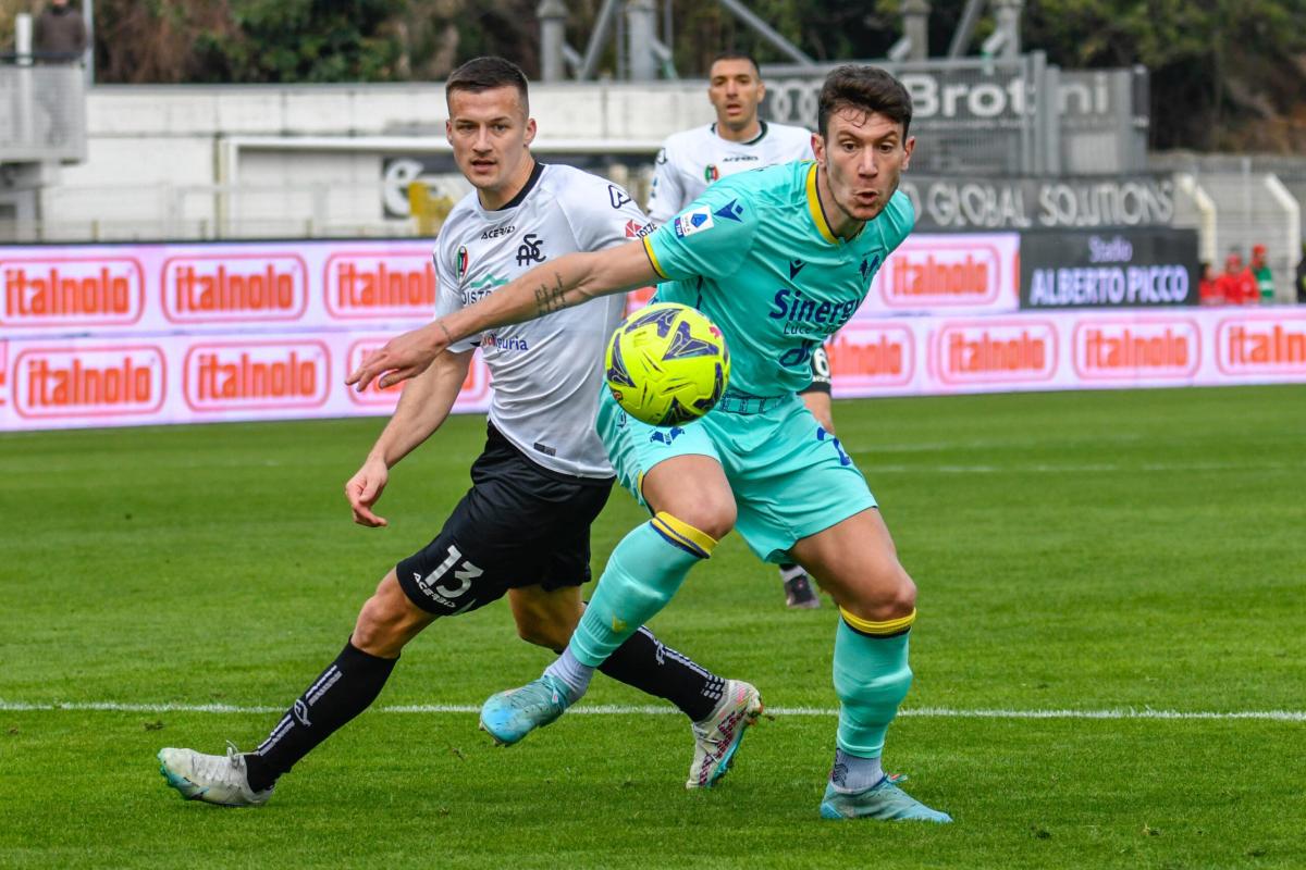 Spezia-Hellas, le formazioni ufficiali dello spareggio per la Serie A