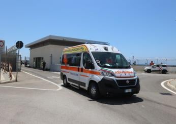 Catania, incidente a Caltagirone: uomo perde il controllo della sua auto, 7 feriti