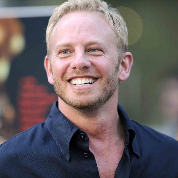 Steve di Beverly Hills 90210: l’attore Ian Ziering finisce in una rissa di motociclisti