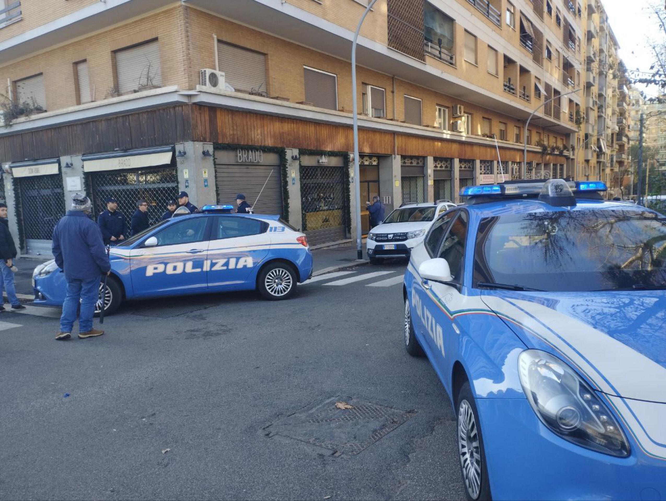 Donna uccisa a coltellate a Frosinone: arrestato un uomo