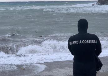 Giallo a Messina, trovato cadavere sulla spiaggia di Rodia: è il terzo in pochi giorni