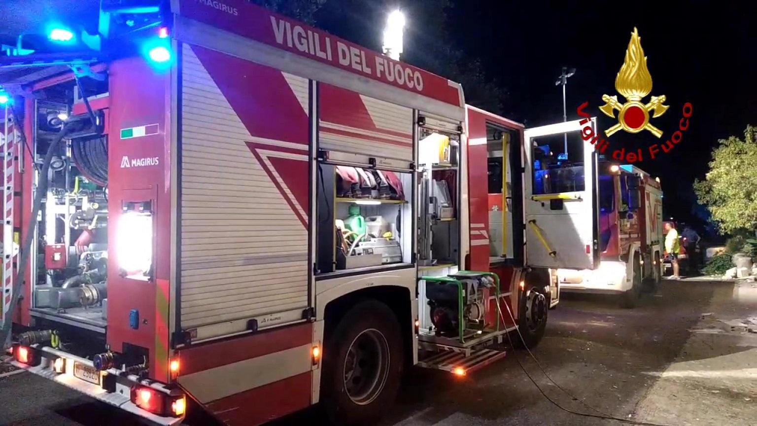 Sassari, attentato intimidatorio al sindaco di Bono: incendiata la sua automobile