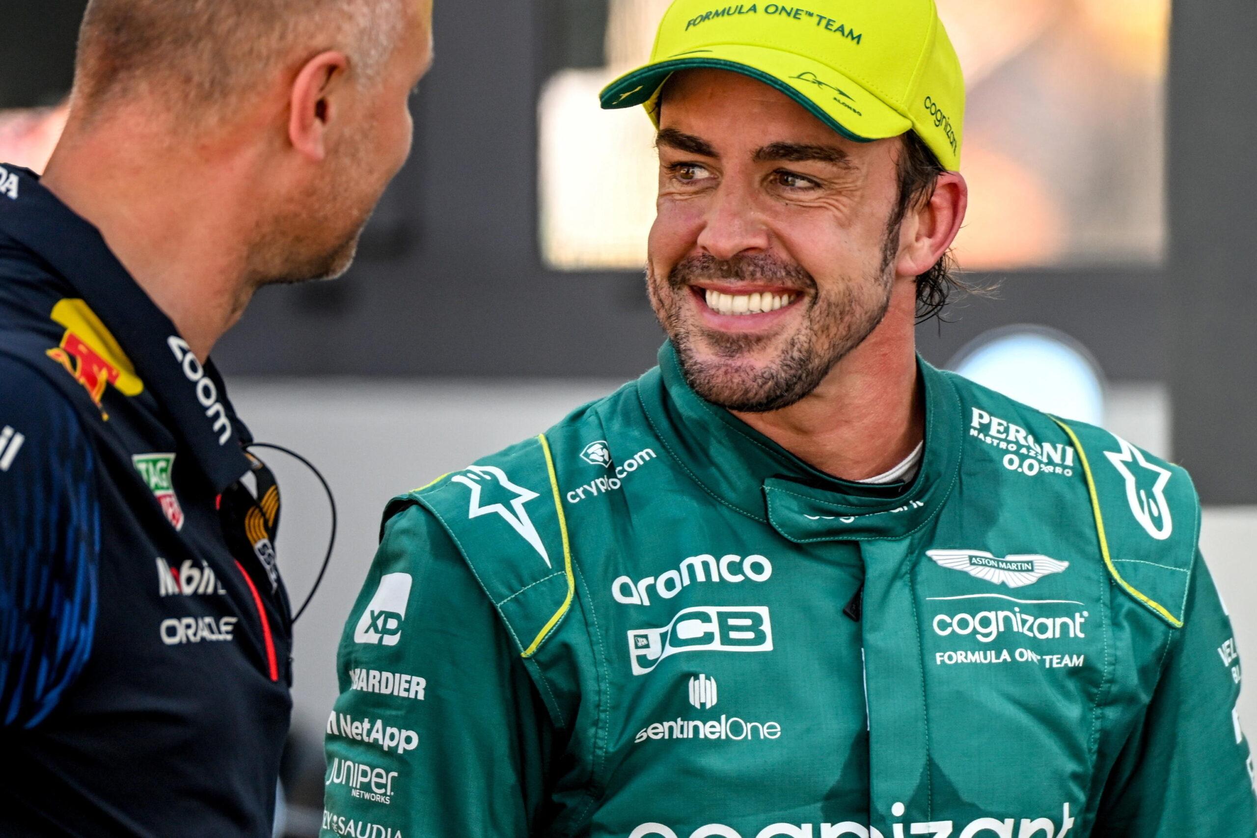 Formula 1 2024, ufficiale il rinnovo di Alonso con Aston Martin