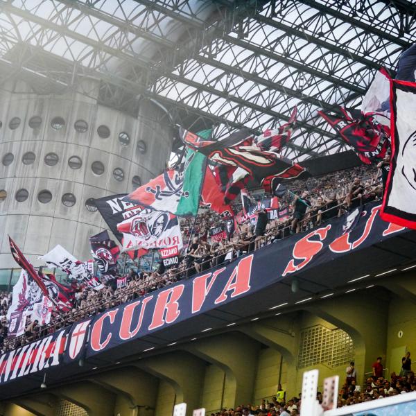 Duro comunicato della Curva del Milan: contro il Genoa sciopero del tifo, niente cori e bandiere a San Siro