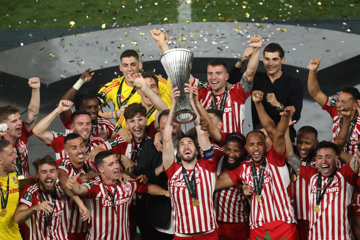 Europa League 2024/2025, l’Olympiacos stacca il pass dopo la vittoria in Conference: salgono a tredici le squadre qualificate