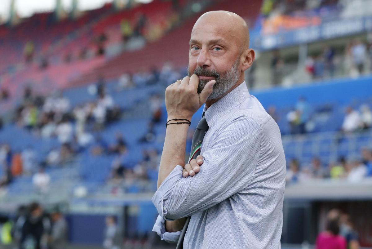 Il ricordo di Gianluca Vialli, Iuliano: “Esempio di lavoro, mentalità e sacrificio. E’ stato un campione, amico e maestro”