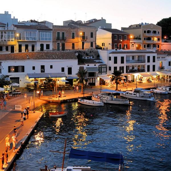 Cosa fare a Minorca oltre al mare: idee low cost per l’estate 2024