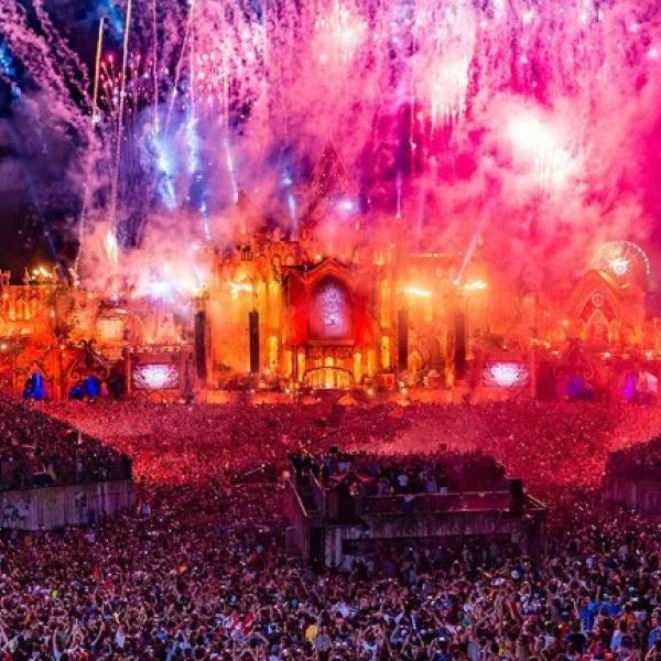 Tomorrowland 2023: artisti, biglietti, prezzi, date, tema. Cos’è il famoso festival belga