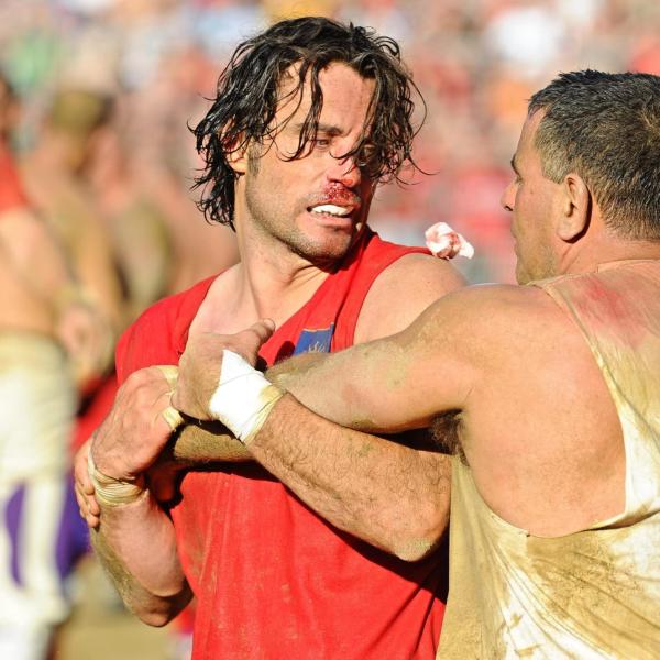 Calcio Storico 2023, i Rossi battono gli azzurri in finale e trionfano