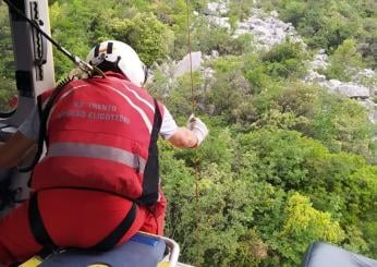 Tragedia a Lecco, tuta alare non si apre, morto base jumper sul Forcellino