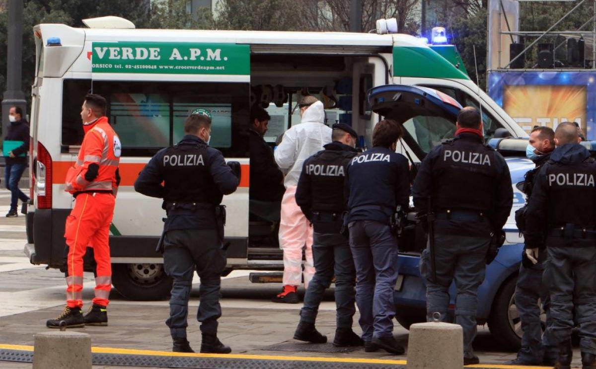 Aggressione Cosenza: preso a schiaffi un ambulante in centro