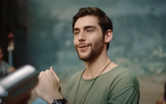 Alvaro Soler fidanzata, chi è la misteriosa nuova fiamma?