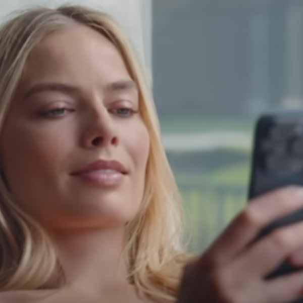 Spot Chanel n 5 2024: di chi è la canzone nella pubblicità con Margot Robbie e Jacob Elordi?