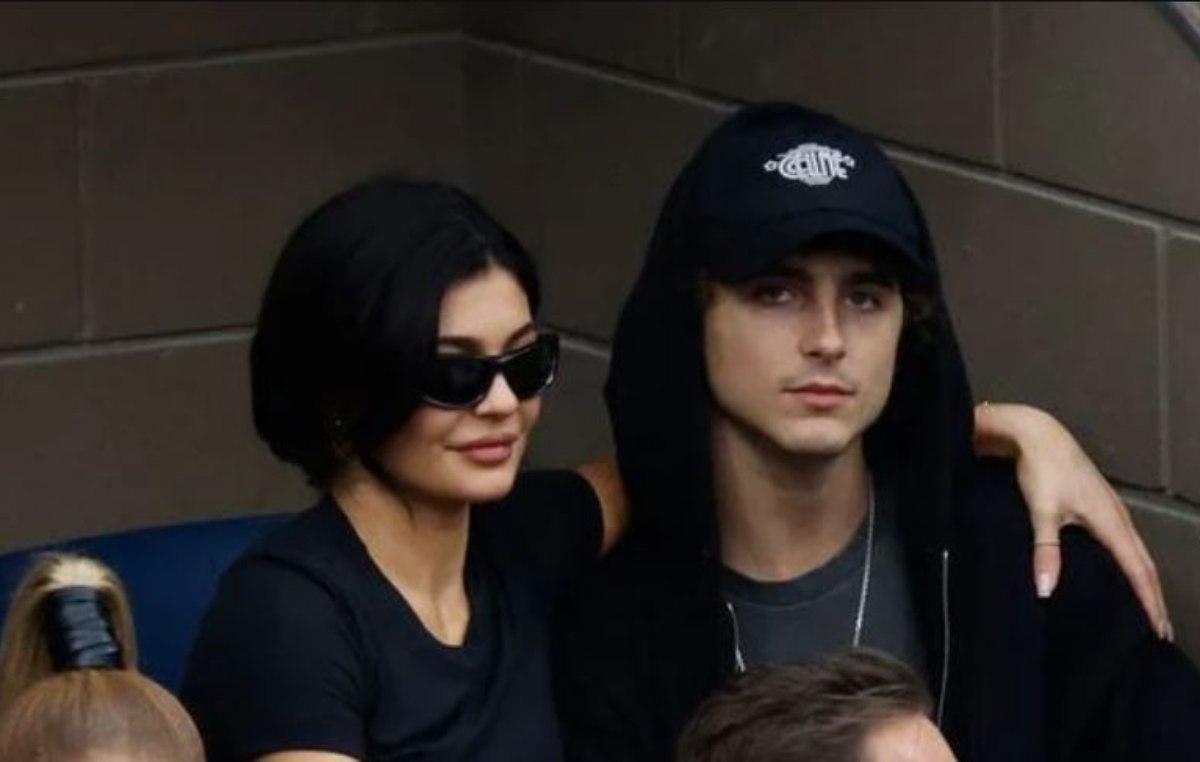 Kylie Jenner e Timothée Chalamet aspettano un figlio? Perché i fan pensano questo