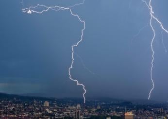 Allerta meteo in sette regioni per piogge e temporali: ecco dove