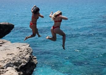 Sardegna, tragedia in acqua: turista romana perde la vita