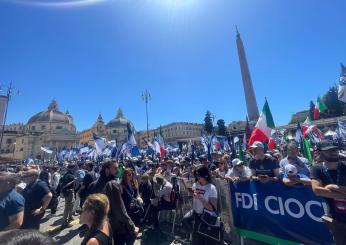 Elezioni Europee 2024, Meloni in Piazza del Popolo a Roma: “Qui si fa la storia, in Europa come in Italia” E poi attacca Schlein e De Luca | VIDEO