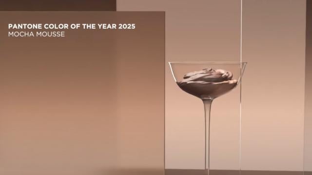 Mocha Mousse: il colore del 2025 secondo Pantone 