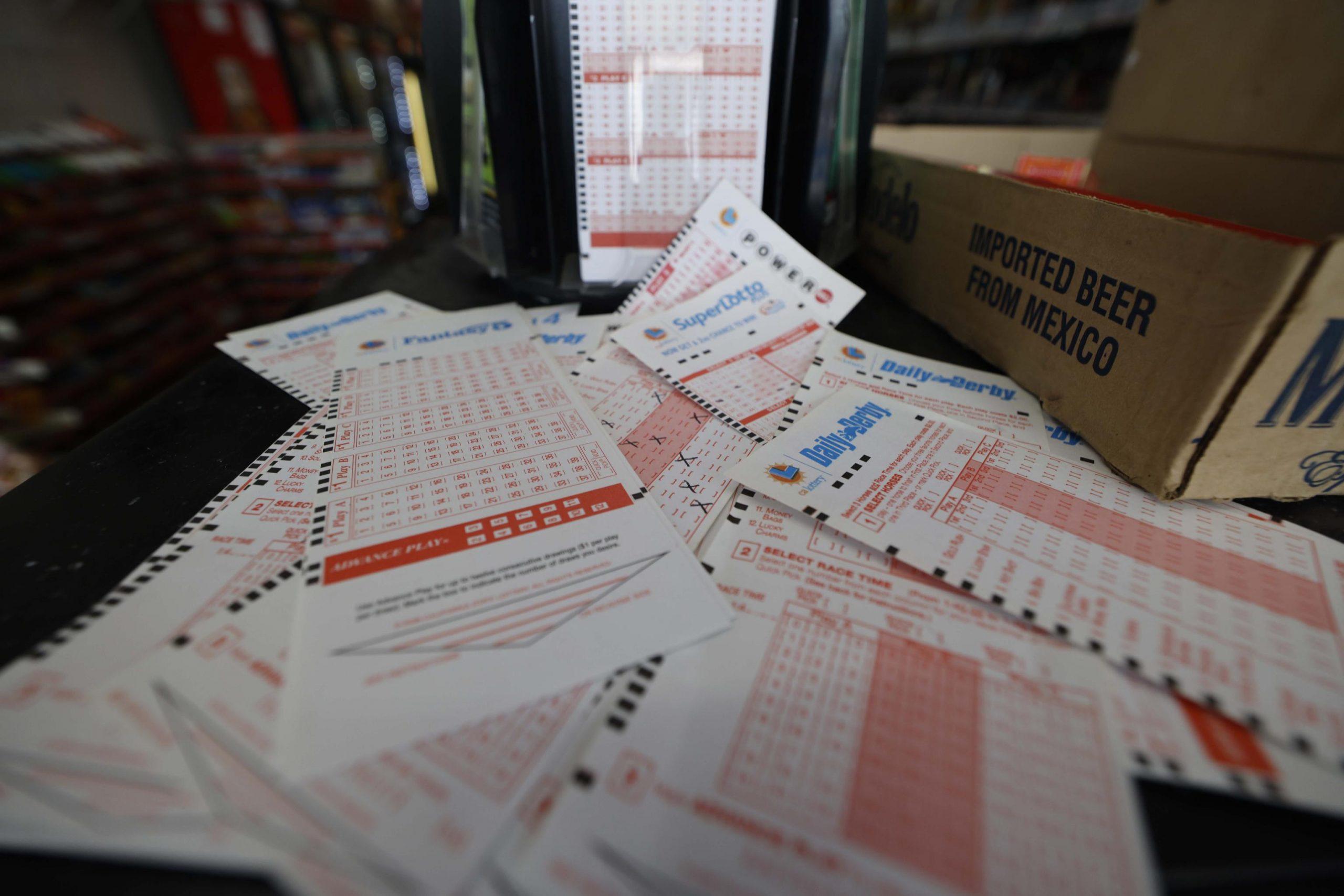 Lotteria USA, in palio un miliardo per l’estrazione di Halloween